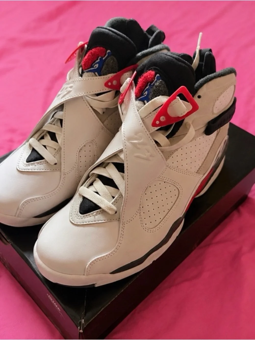 Jordan men’s bugs